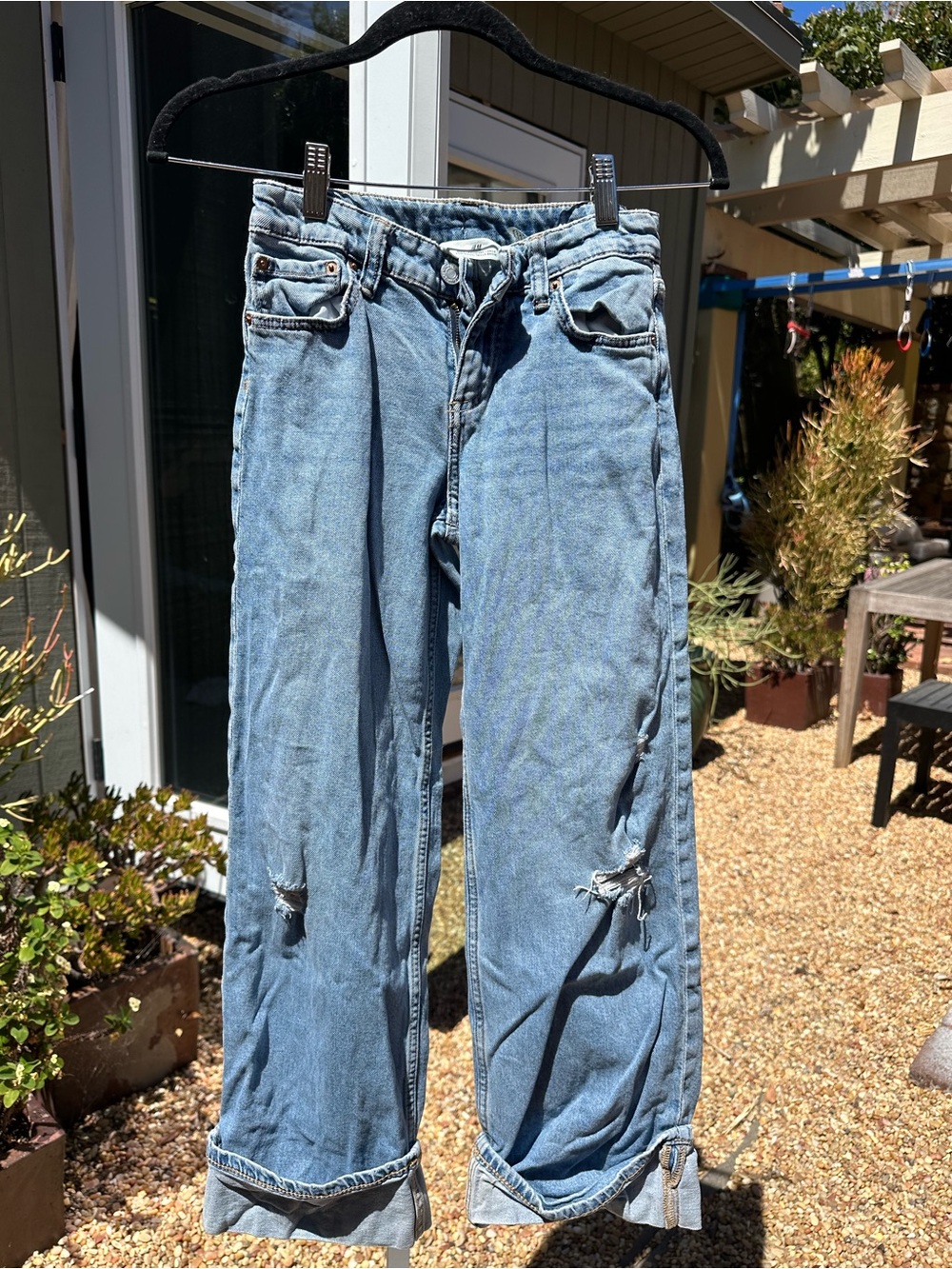H&M Light Blue Relaxed Distressed Jeans